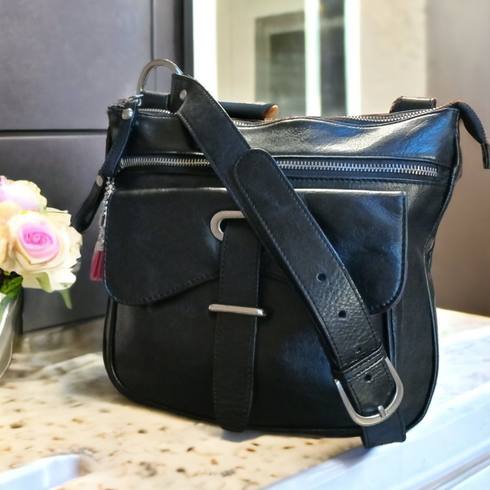 Danier Black Leather Crossbody Saddle Bag.